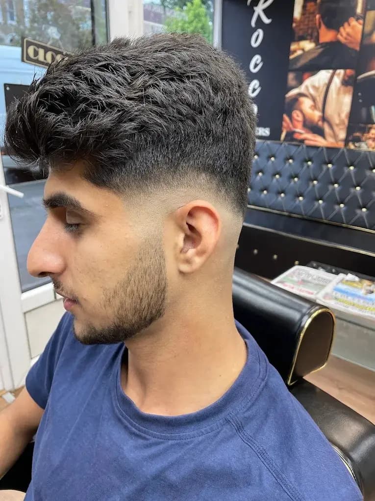 Fresh fade with friends in the lounge