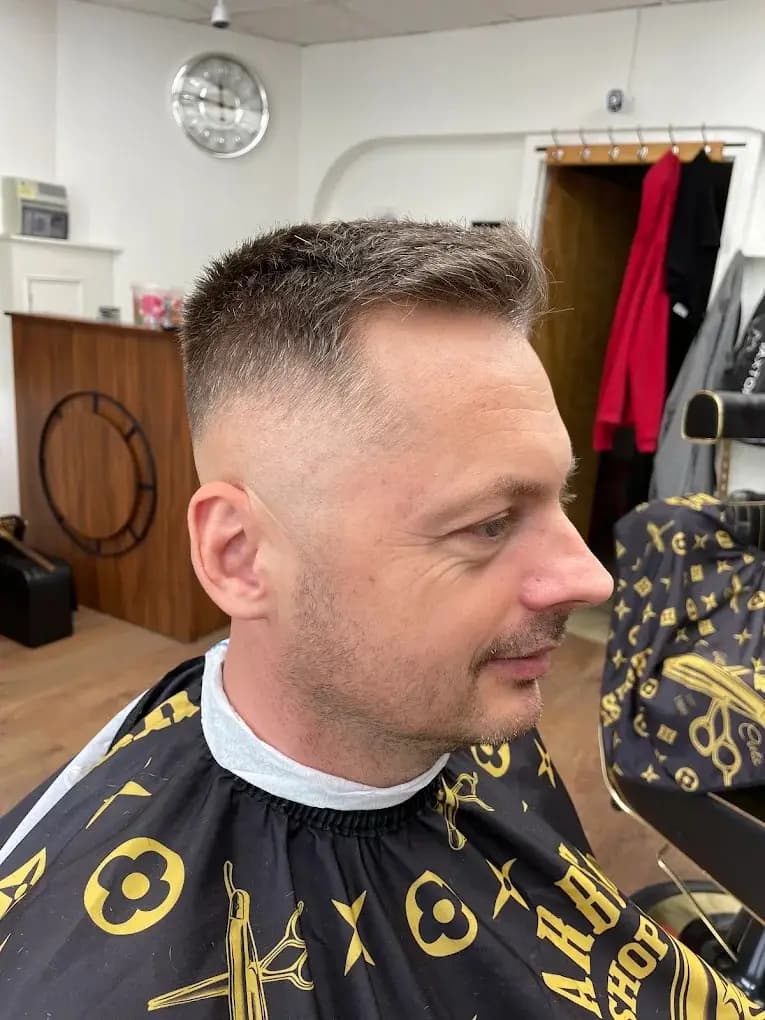 Pompadour fade finish